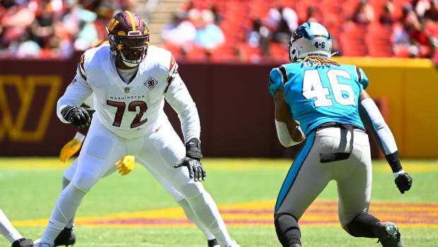 Washington Commanders left tackle Charles Leno Jr. (72)